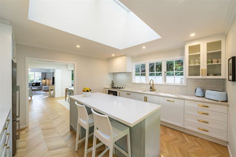 Photo of property in 67 Chatsworth Road, Silverstream, Upper Hutt, 5019