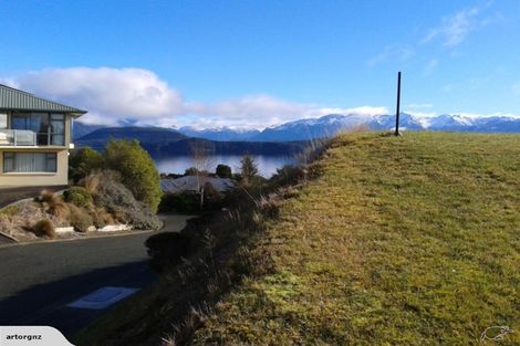 Photo of property in 19 Muriwai Drive, Manapouri, 9679