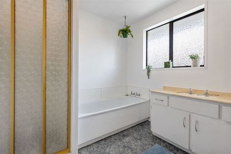 Photo of property in 2/151 Northcote Road, Northcote, Christchurch, 8052