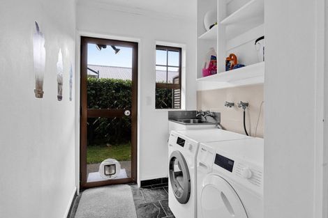 Photo of property in 74 Rata Street, Hawera, 4610