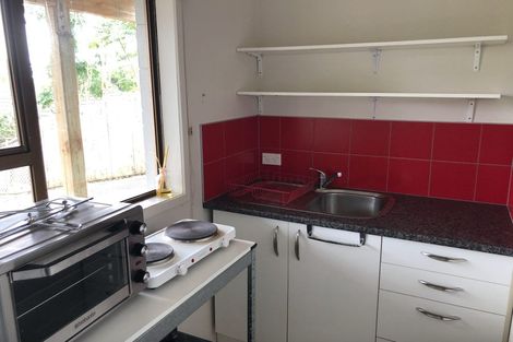 Photo of property in 1/81 Clovelly Road, Bucklands Beach, Auckland, 2012