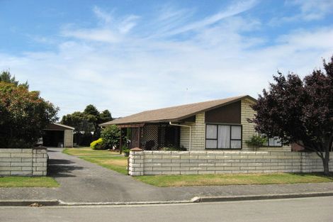 Photo of property in 21 Warner Place, Heathcote Valley, Christchurch, 8022