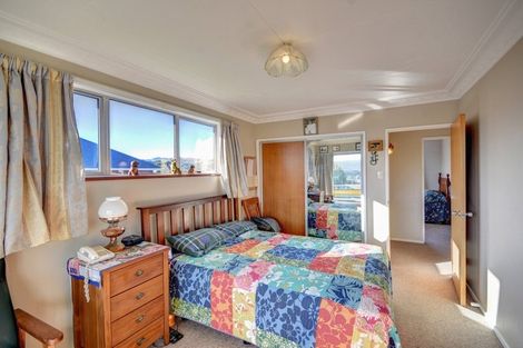 Photo of property in 129 Tomahawk Road, Andersons Bay, Dunedin, 9013