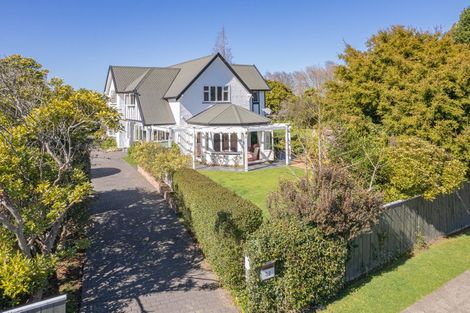 Photo of property in 32 Brassey Road, Saint Johns Hill, Whanganui, 4500