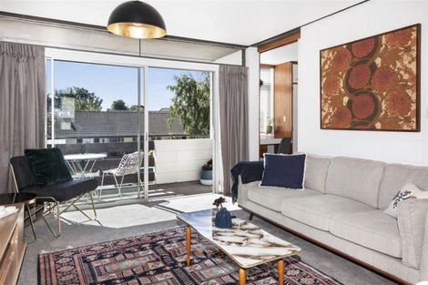 Photo of property in 21 Newbridge Place, Ilam, Christchurch, 8041