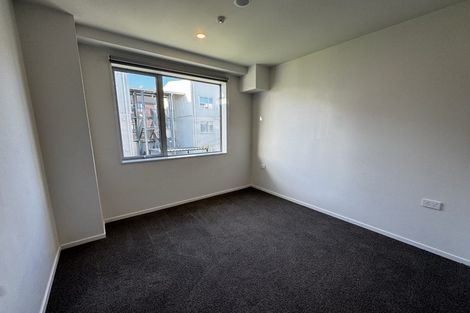 Photo of property in 102/28b Eileen Newey Place, Henderson, Auckland, 0612