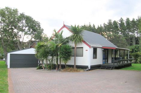 Photo of property in 152 Bambury Place, Onemana, Whangamata, 3691