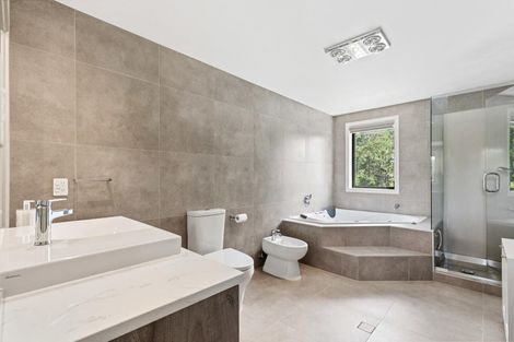 Photo of property in 16 Collings Drive, Lucas Heights, Albany, 0793