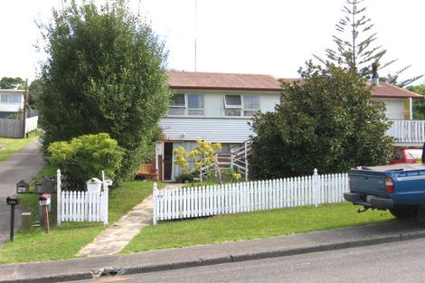 Photo of property in 99a Hendry Avenue, Hillsborough, Auckland, 1042