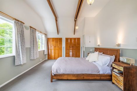 Photo of property in 15 Poole Crescent, Wainuiomata, Lower Hutt, 5014