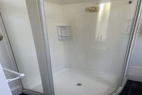 Photo of property in 2 Woodville Street, Edgeware, Christchurch, 8013