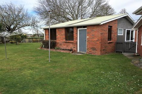 Photo of property in 24 Vardon Road, St Andrews, Hamilton, 3200