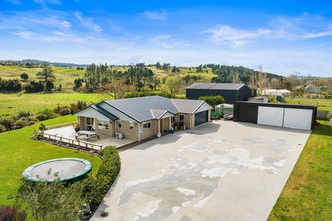 Photo of property in 92 Maungakaramea Road, Puwera, Whangarei, 0178