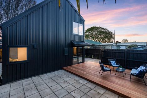 Photo of property in 60 Harrow Street, Phillipstown, Christchurch, 8011