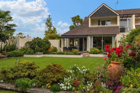 Photo of property in 61 Fendalton Road, Fendalton, Christchurch, 8014
