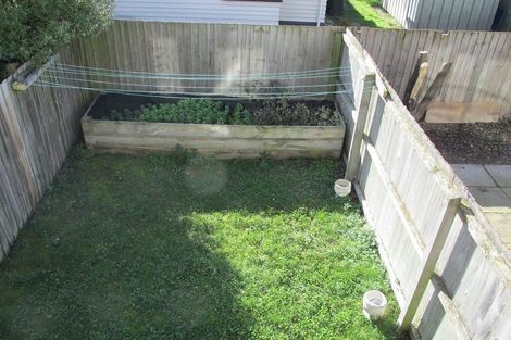 Photo of property in 2/102 Wainui Street, Riccarton, Christchurch, 8041