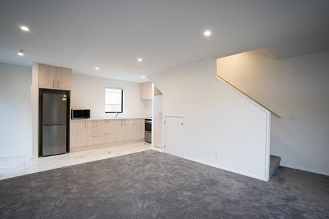 Photo of property in 1/27 Waiwhetu Road, Waiwhetu, Lower Hutt, 5010