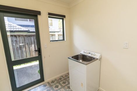 Photo of property in 43 Amesbury Drive, Churton Park, Wellington, 6037