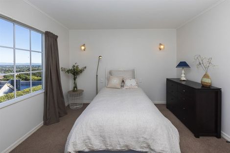 Photo of property in 4 Lady Polson Lane, Cashmere, Christchurch, 8022