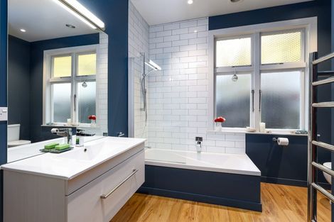 Photo of property in 8 Renwick Place, Nelson South, Nelson, 7010