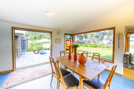 Photo of property in 679 Cove Road, Waipu, 0582