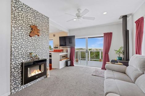 Photo of property in 34 Tanekaha Drive, Parahaki, Whangarei, 0112