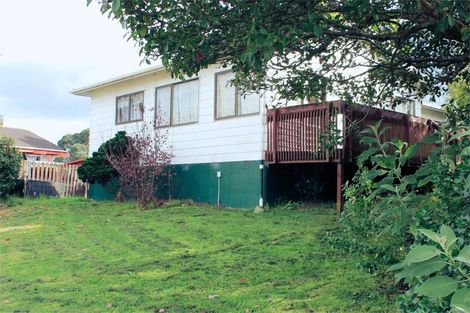 Photo of property in 16 Limond Street, Randwick Park, Auckland, 2105
