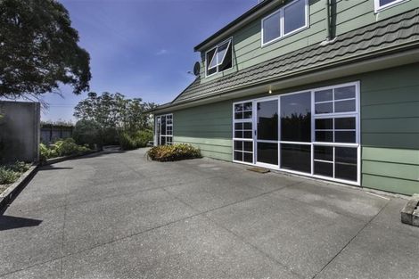 Photo of property in 55 Watchman Road, Westshore, Napier, 4110