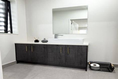 Photo of property in 33 Waka Street, Albany Heights, Auckland, 0632