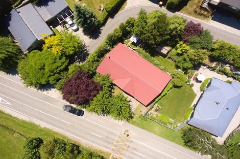 Photo of property in 5 Mcdonnell Road, Arrowtown, 9302