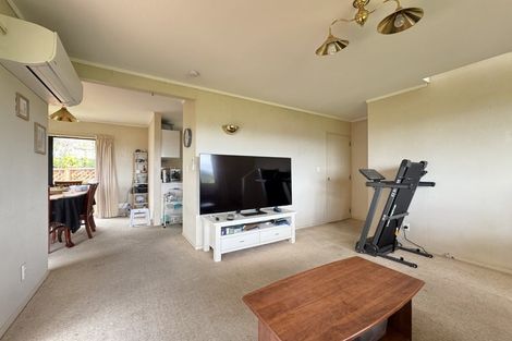 Photo of property in 40b Ashton Fitchett Drive, Brooklyn, Wellington, 6021