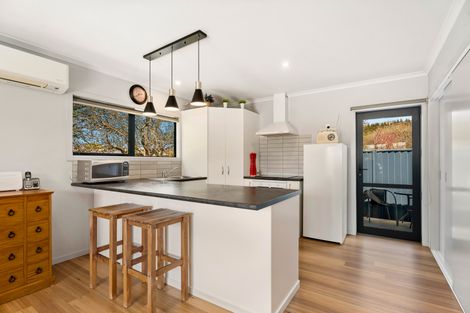 Photo of property in 135 Main Road, Luggate, Cromwell, 9383