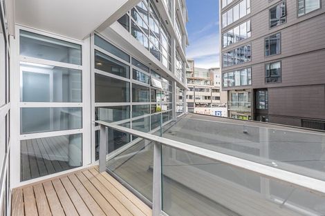 Photo of property in Pinnacle Apartments, E404/160 Victoria Street, Te Aro, Wellington, 6011