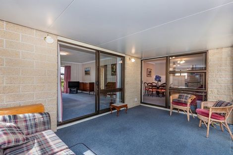 Photo of property in 11 Elvira Court, Bishopdale, Christchurch, 8053