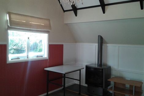 Photo of property in 31 Colmar Road, Mellons Bay, Auckland, 2014