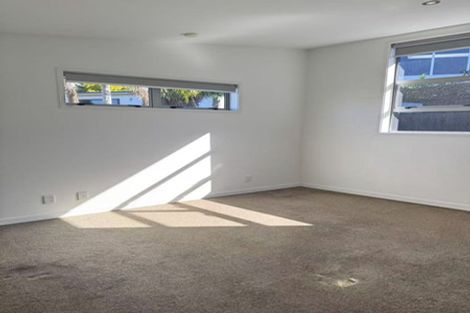 Photo of property in 86 Parr Terrace, Castor Bay, Auckland, 0620