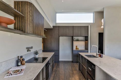 Photo of property in 14 Kirimoko Crescent, Wanaka, 9305