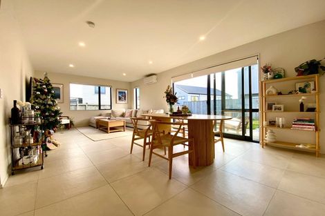 Photo of property in 9 Seafoam Road, Rosehill, Papakura, 2113