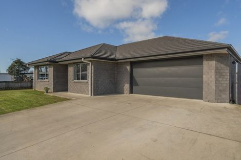 Photo of property in 36 Carina Way, Whitianga, 3510