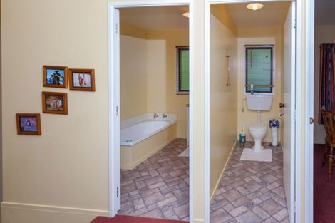 Photo of property in 55 Windsor Drive, Tairua, 3508