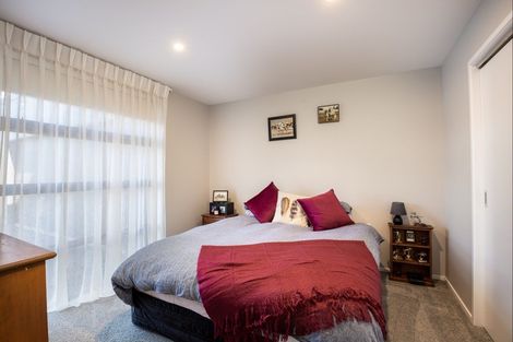 Photo of property in 25 Nadine Stanton Drive, Bell Block, New Plymouth, 4312