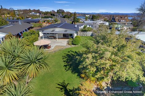 Photo of property in 48 Gillies Avenue, Taupo, 3330
