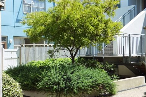 Photo of property in 2/30 Hanson Street, Mount Cook, Wellington, 6021