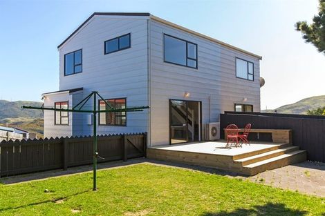 Photo of property in 6b Mossburn Grove, Kelson, Lower Hutt, 5010