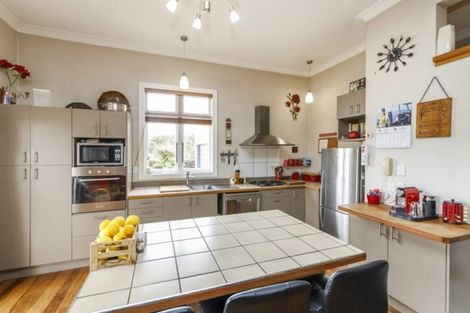 Photo of property in 50 London Street, Kimbolton, Feilding, 4777