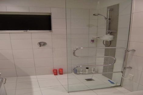 Photo of property in 4112/110 East Coast Road, Forrest Hill, Auckland, 0620