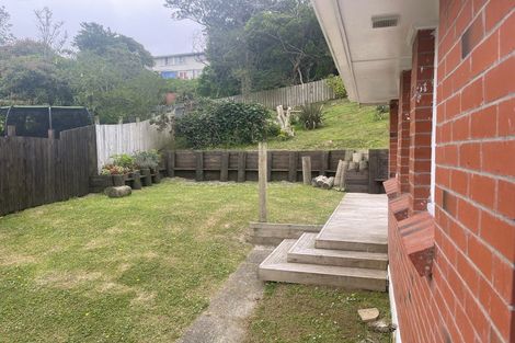 Photo of property in 22 Swansea Street, Cannons Creek, Porirua, 5024