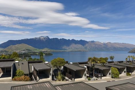Photo of property in Alpine Meadows Apartments, 135m Fernhill Road, Fernhill, Queenstown, 9300