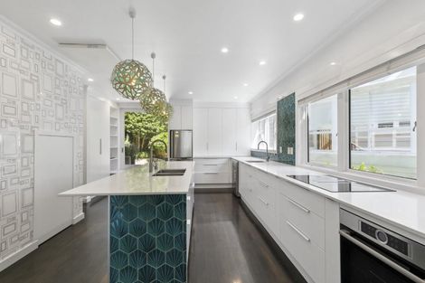 Photo of property in 11 Easdale Street, Kelburn, Wellington, 6012