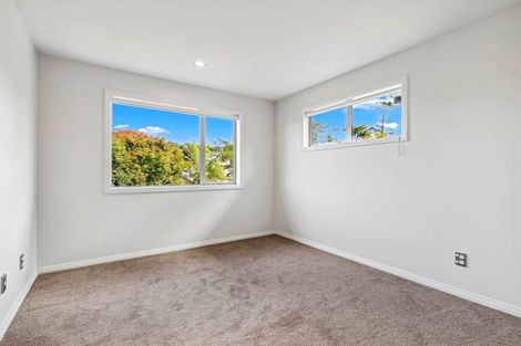 Photo of property in 27 The Avenue, Albany, Auckland, 0632